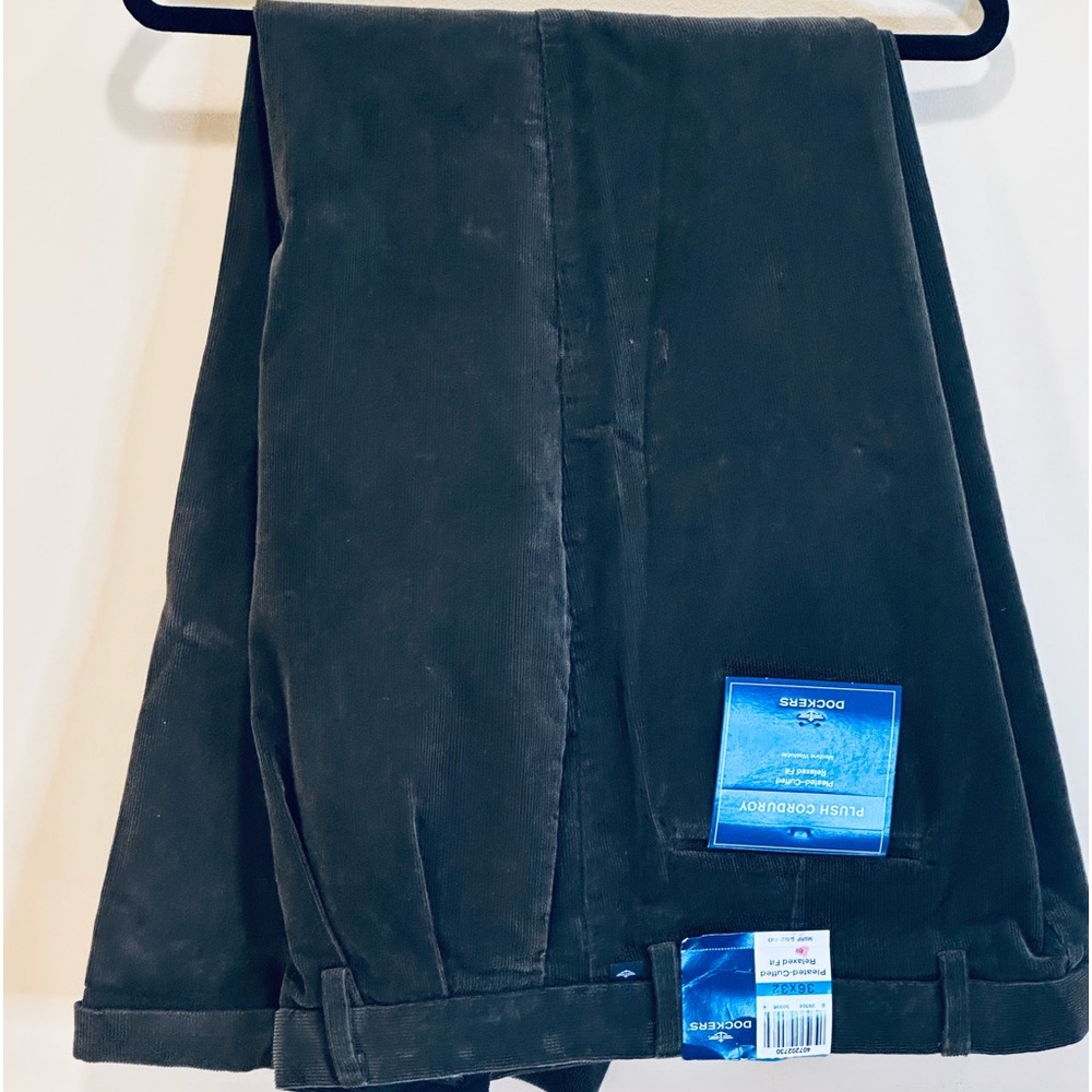 🌟2xHP🌟Dockers Dark Green Plush Corduroys Pleated Cuffed Relaxed Fit 36 x 32